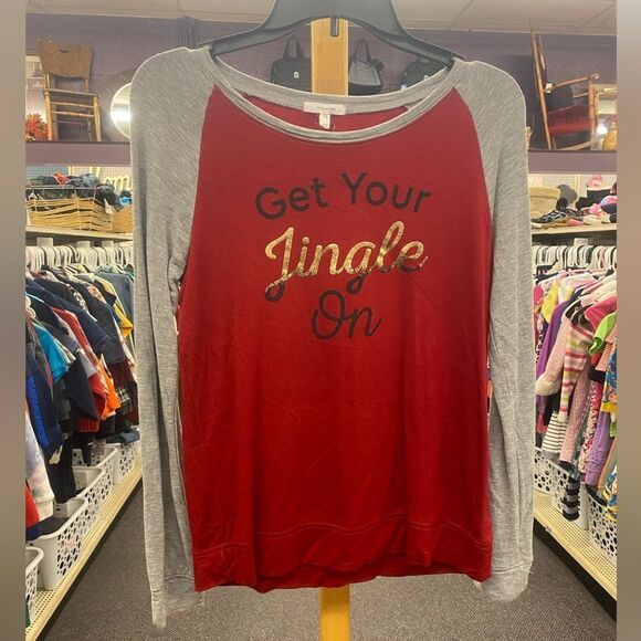 Maurice's ladies Xs Red & Gray Top " Get your Jingle On" - Picture 1 of 6